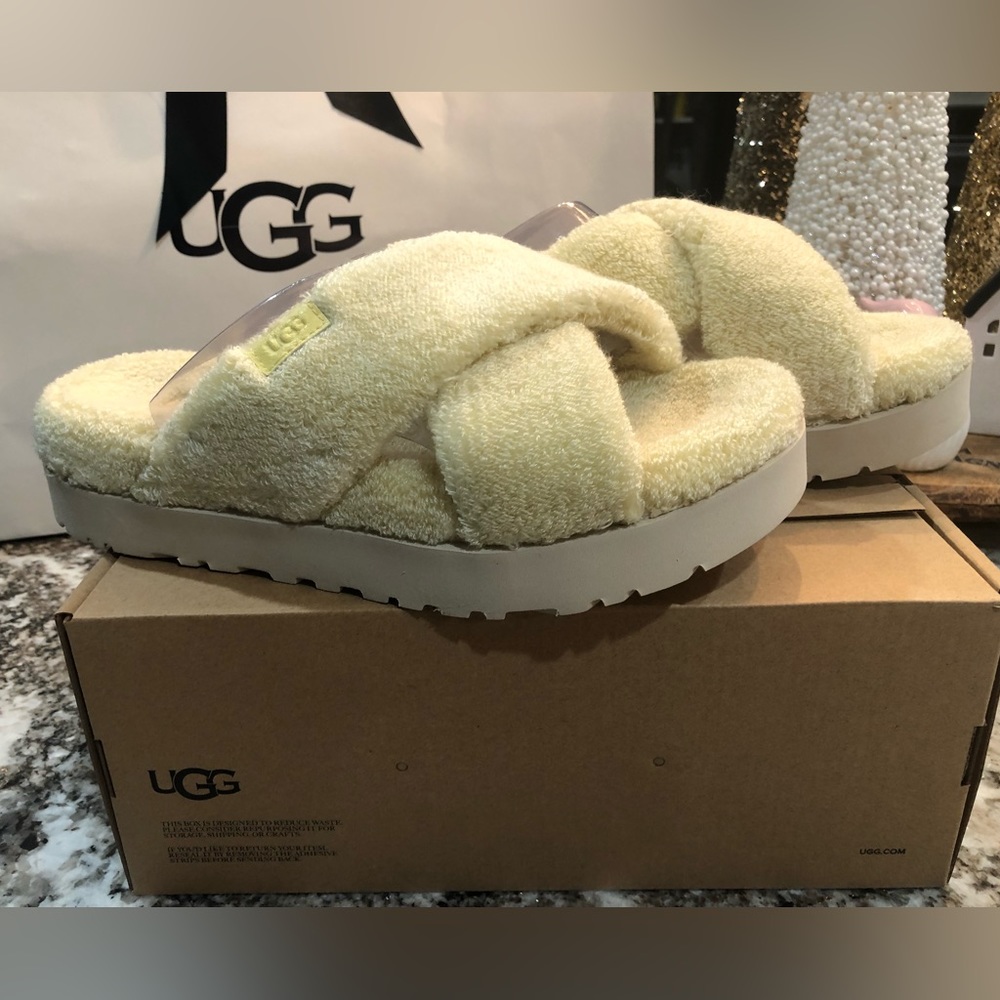 Nwt Ugg Fuzz Sugar Cross Slide Size 10 - image 1